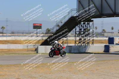 media/Aug-27-2022-Fastrack Riders (Sat) [[c588535105]]/Level 4/Test shots/